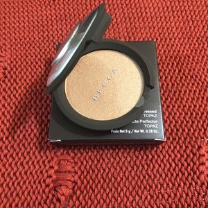 Becca Shimmering Skin Perfector Highlighter - Topaz BRAND NEW *Authentic*